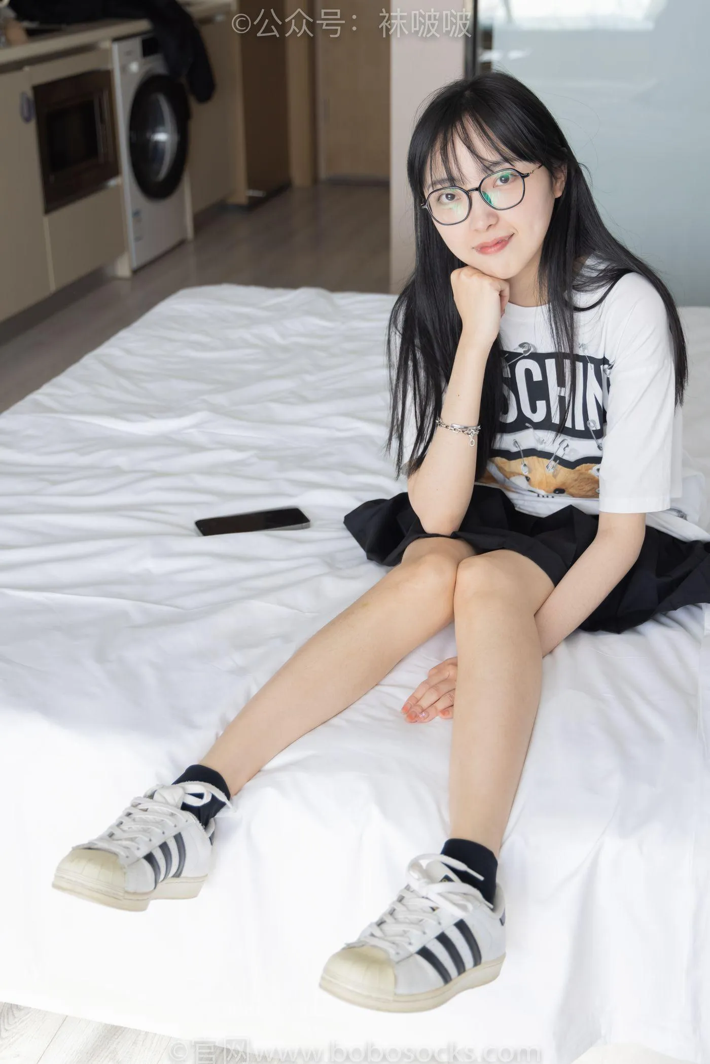 [BoBoSocks袜啵啵]NO.033 稚予-贝壳头、天鹅绒黑袜、天鹅绒白袜 [154P]插图5